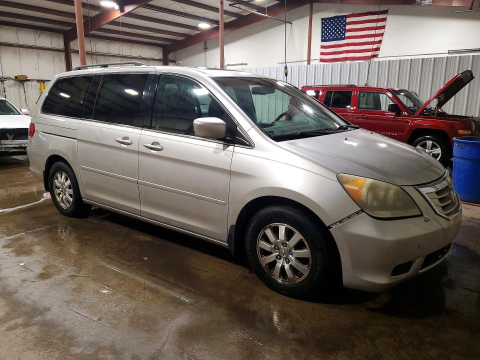 60251846 :رقم المزاد ، 5FNRL38638B415187 vin ، 2008 Honda Odyssey مزاد بيع