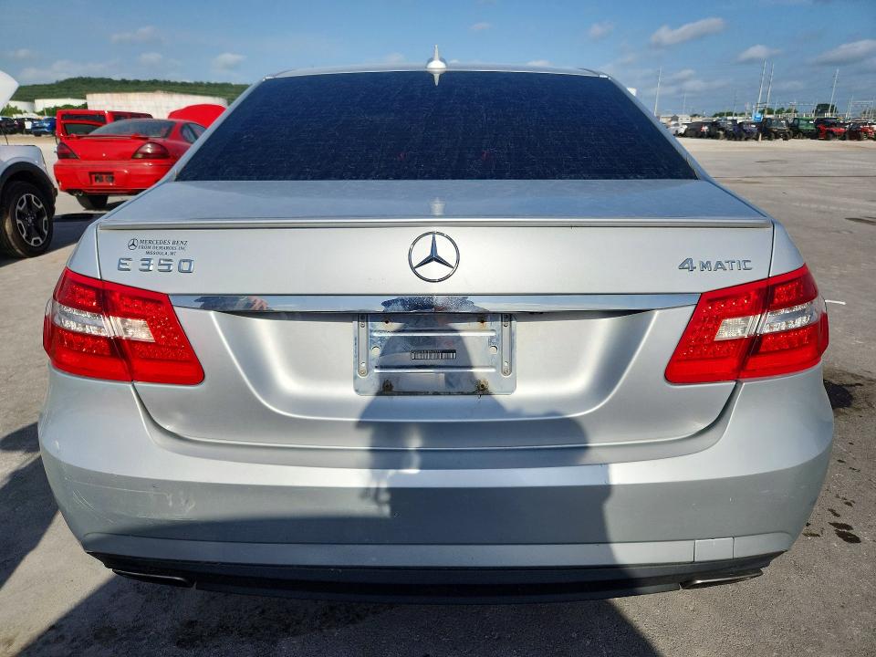 2011 Mercedes-benz E მანქანა იყიდება აუქციონზე, vin: WDDHF8HB7BA492292, აუქციონის ნომერი: 61426546
