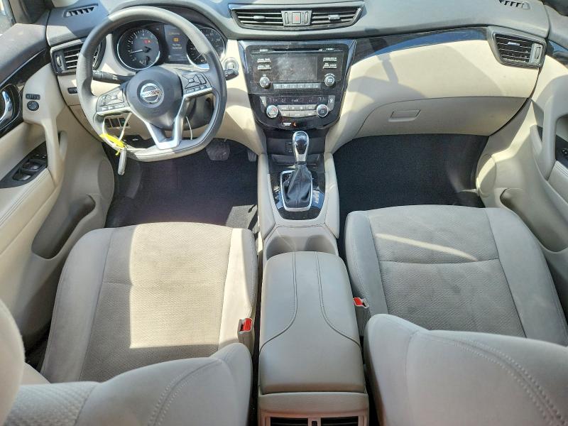 60796126 :رقم المزاد ، JN1BJ1CR3JW283632 vin ، 2018 Nissan Rogue Sport مزاد بيع