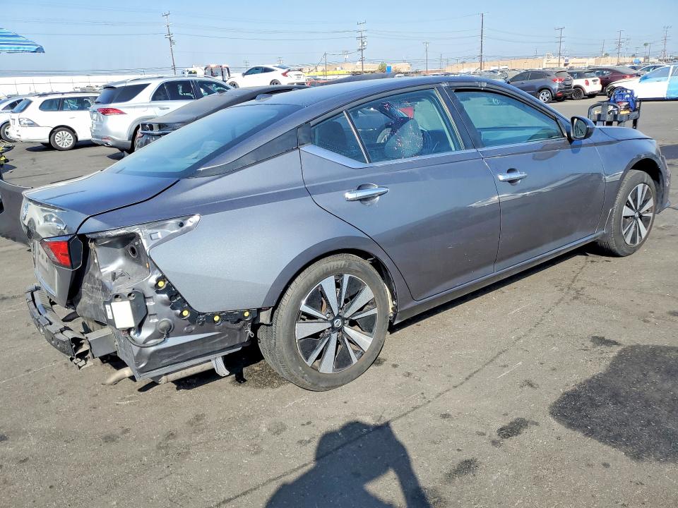 Продажа на аукционе авто 2021 Nissan Altima, vin: 1N4BL4DV7MN351032, номер лота: 62514086