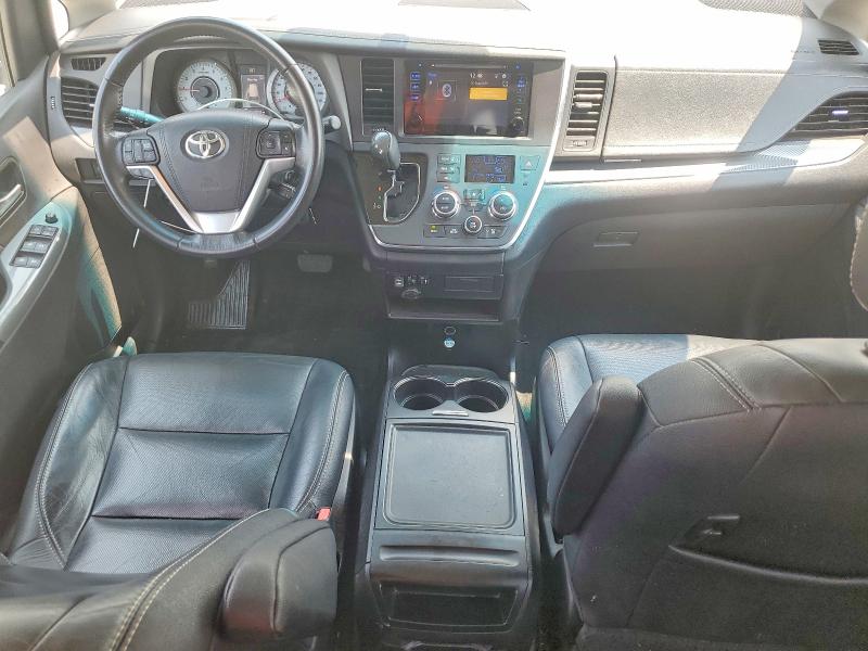 63173756 :رقم المزاد ، 5TDXK3DC9GS752950 vin ، 2016 Toyota Sienna مزاد بيع