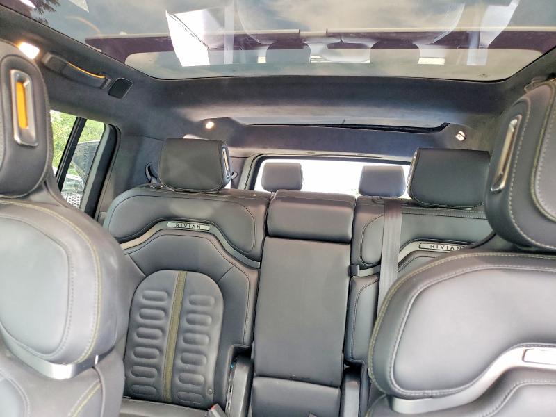 60600176 :رقم المزاد ، 7PDSGABLXPN020988 vin ، 2023 Rivian R1s مزاد بيع