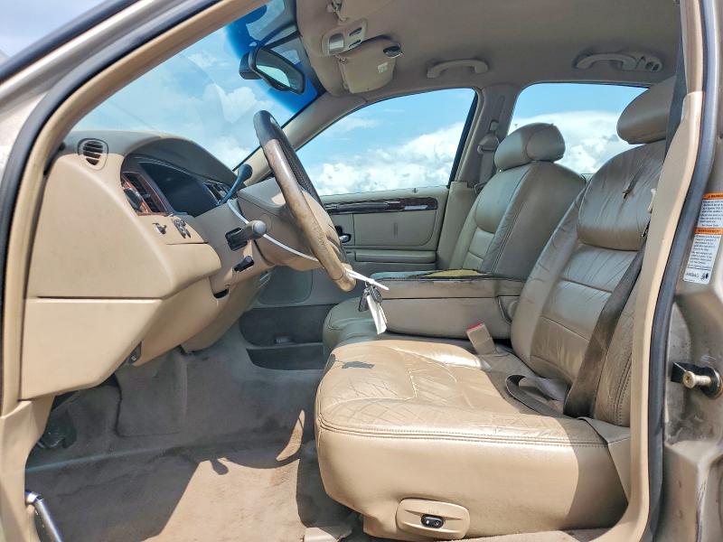 Aukcja sprzedaży 2001 Lincoln Town Car, vin: 1LNHM81W31Y632823, numer aukcji: 61882896