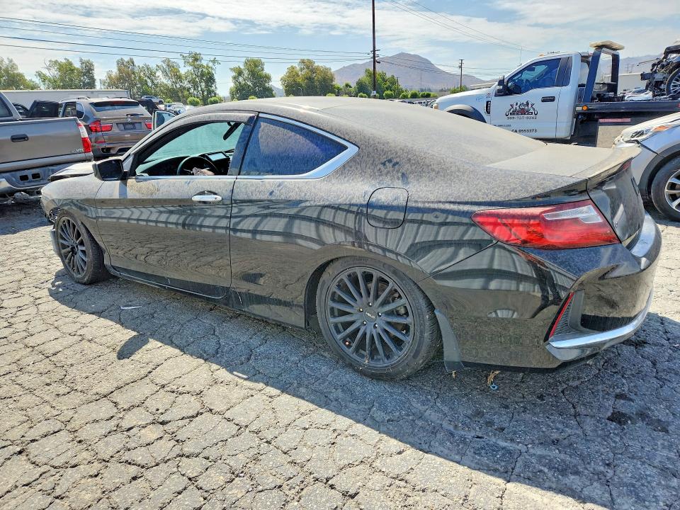 62100216 :رقم المزاد ، 1HGCT1A3XHA001389 vin ، 2017 Honda Accord مزاد بيع