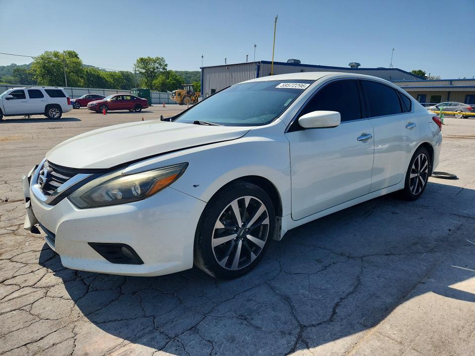 2016 Nissan Altima მანქანა იყიდება აუქციონზე, vin: 1N4AL3AP2GC267051, აუქციონის ნომერი: 59572296