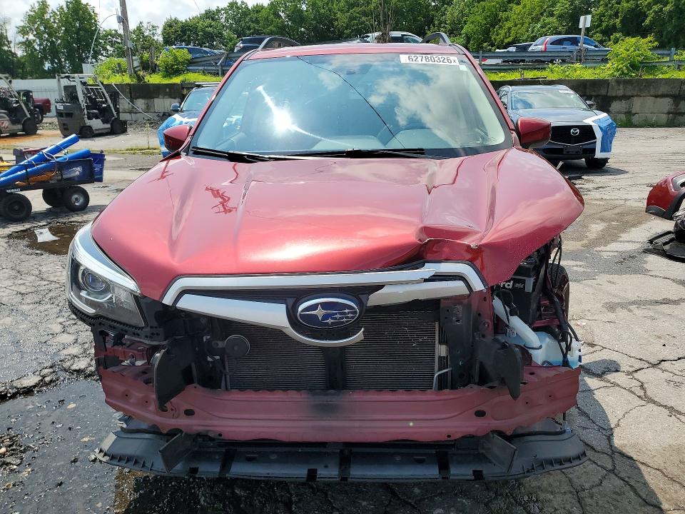 Продажа на аукционе авто 2019 Subaru Forester, vin: JF2SKAEC8KH406657, номер лота: 62780326