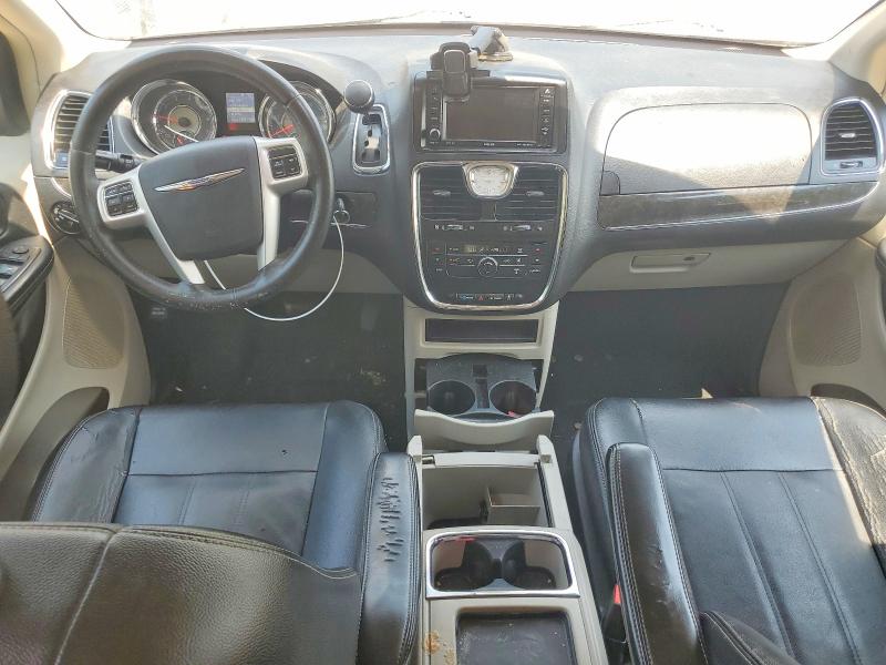 61145686 :رقم المزاد ، 2C4RC1BG0GR294725 vin ، 2016 Chrysler Town & Country مزاد بيع
