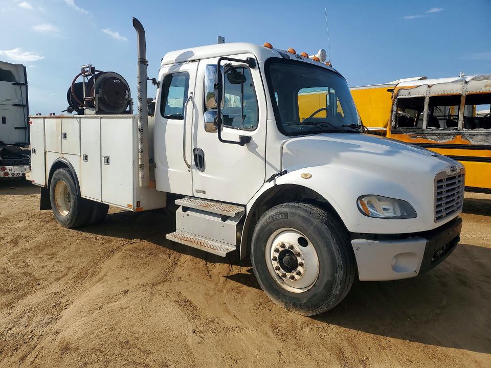 Aukcja sprzedaży 2012 Freightliner M2, vin: 1FVACXDT0CDBM2801, numer aukcji: 56535356