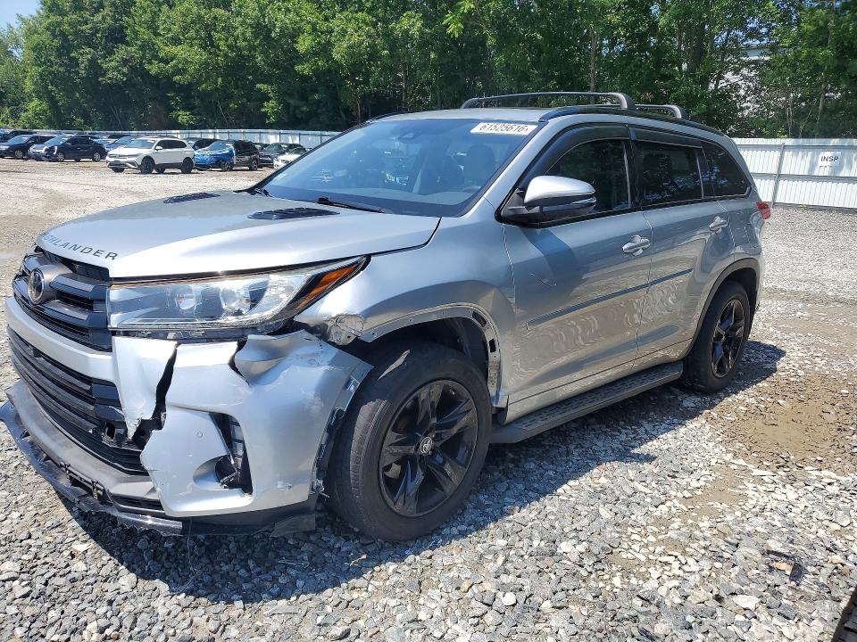 Продажа на аукционе авто 2017 Toyota Highlander, vin: 5TDDZRFH4HS375634, номер лота: 61525616