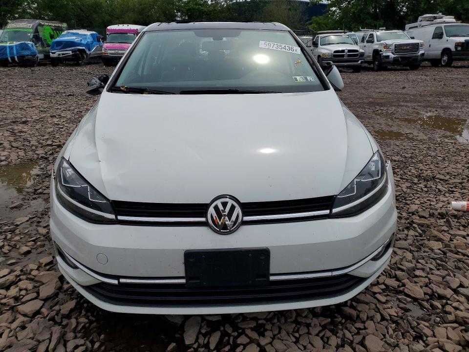 2018 Volkswagen Golf მანქანა იყიდება აუქციონზე, vin: 3VWG17AU3JM272981, აუქციონის ნომერი: 59735436