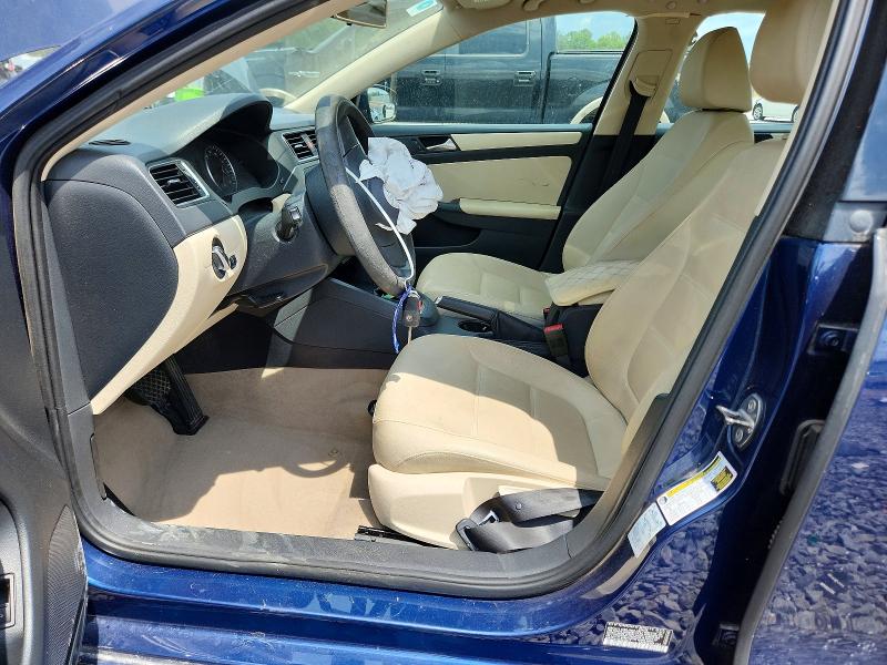 60594556 :رقم المزاد ، 3VWDP7AJ1CM075317 vin ، 2012 Volkswagen Jetta مزاد بيع