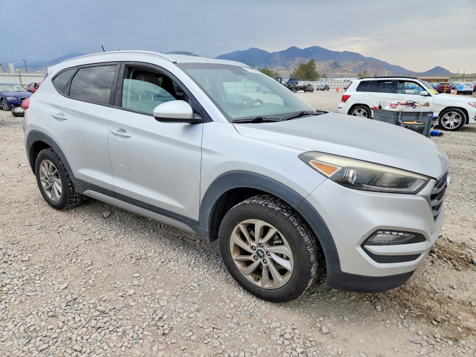 Продажа на аукционе авто 2017 Hyundai Tucson, vin: KM8J3CA40HU313774, номер лота: 62304436