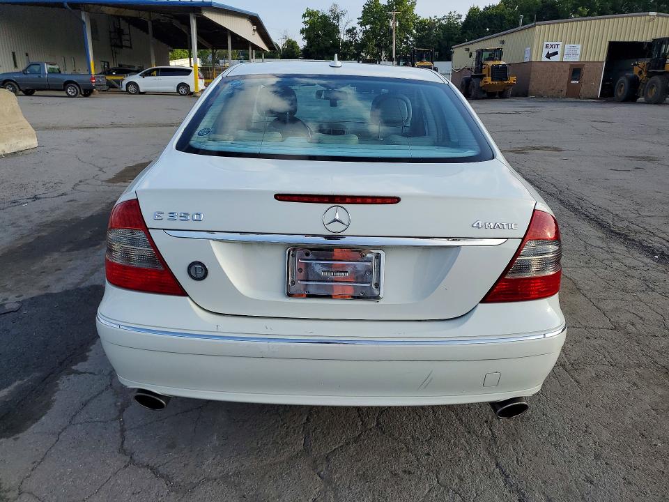 2008 Mercedes-benz E მანქანა იყიდება აუქციონზე, vin: WDBUF87X68B292415, აუქციონის ნომერი: 62261016