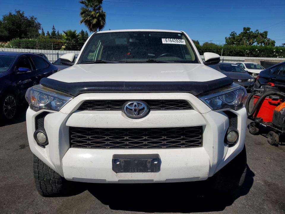 Продажа на аукционе авто 2015 Toyota 4runner, vin: JTEBU5JR1F5274225, номер лота: 61642836