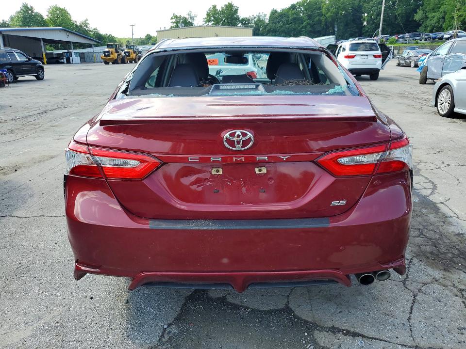 2018 Toyota Camry მანქანა იყიდება აუქციონზე, vin: 4T1B11HK2JU541526, აუქციონის ნომერი: 61176956