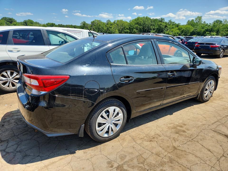 62452326 :رقم المزاد ، 4S3GKAA68J3621438 vin ، 2018 Subaru Impreza مزاد بيع
