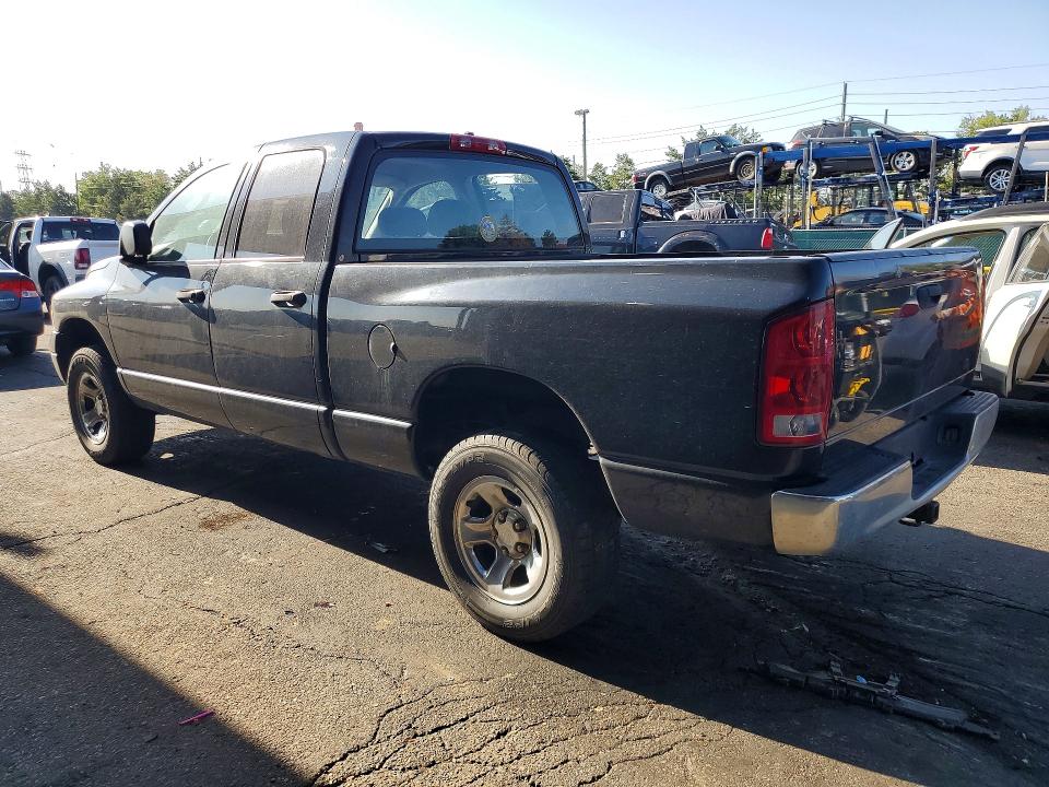 61240526 :رقم المزاد ، 1D7HU18N15S302475 vin ، 2005 Dodge Ram 1500 مزاد بيع