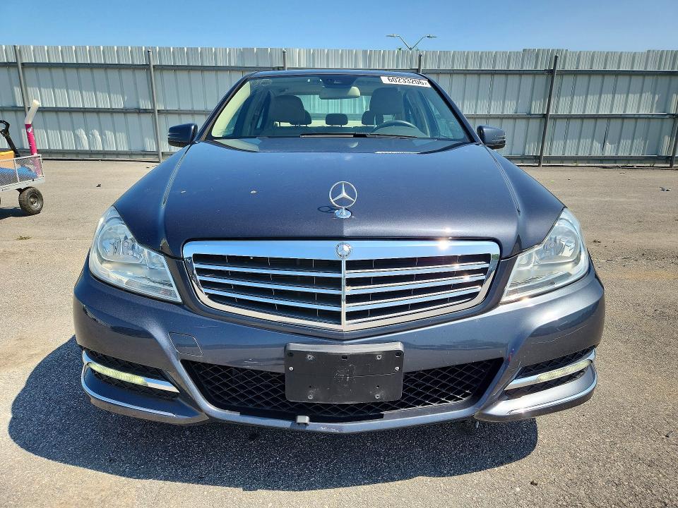 2014 Mercedes-benz C მანქანა იყიდება აუქციონზე, vin: WDDGF8AB0ER305910, აუქციონის ნომერი: 60233206