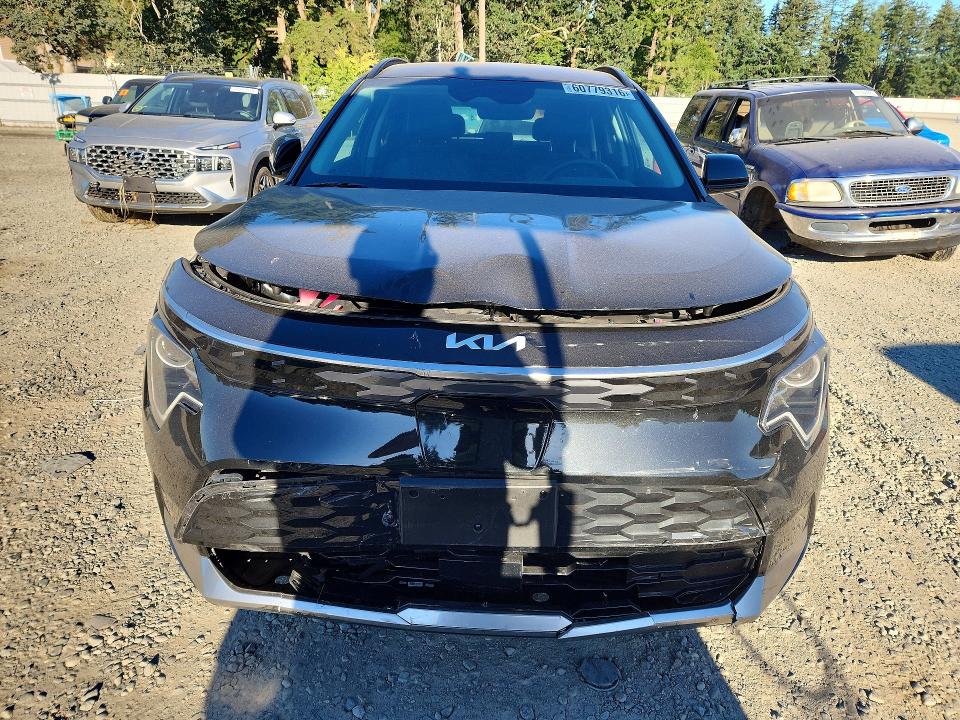 60779316 :رقم المزاد ، KNDCR3L11R5116977 vin ، 2024 Kia Niro مزاد بيع