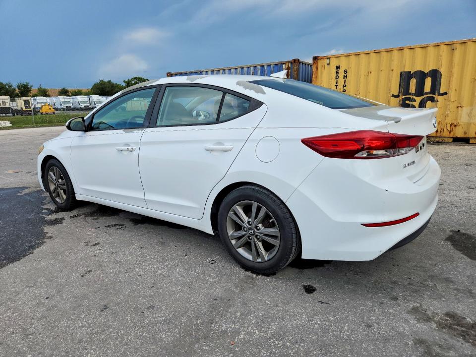 61085516 :رقم المزاد ، 5NPD84LF7HH050250 vin ، 2017 Hyundai Elantra مزاد بيع