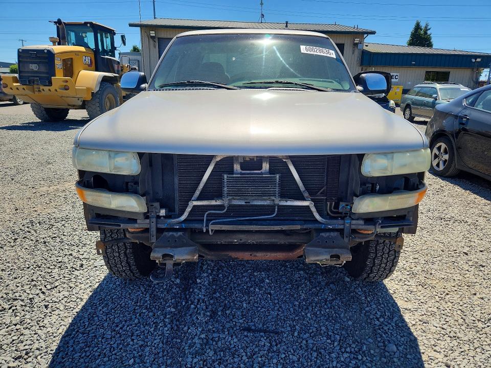 60028636 :رقم المزاد ، 2GCEK19T921401931 vin ، 2002 Chevrolet Silverado مزاد بيع