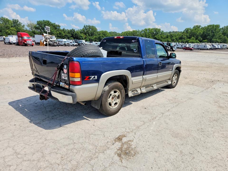 61066776 :رقم المزاد ، 1GCEK19T7YE320479 vin ، 2000 Chevrolet Silverado مزاد بيع