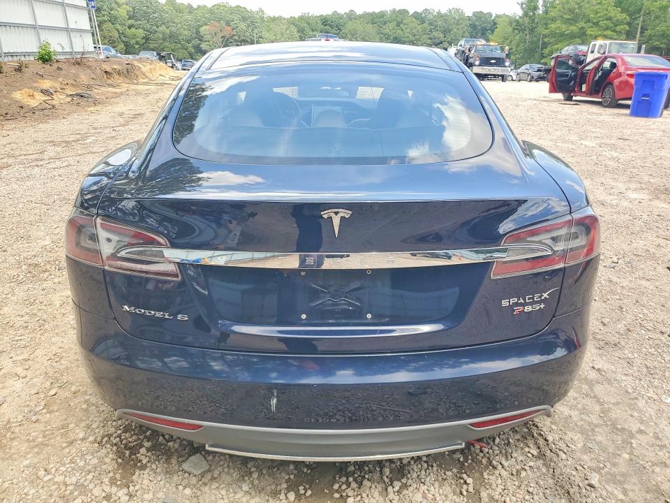 62072726 :رقم المزاد ، 5YJSA1DP2DFP24802 vin ، 2013 Tesla Model S مزاد بيع