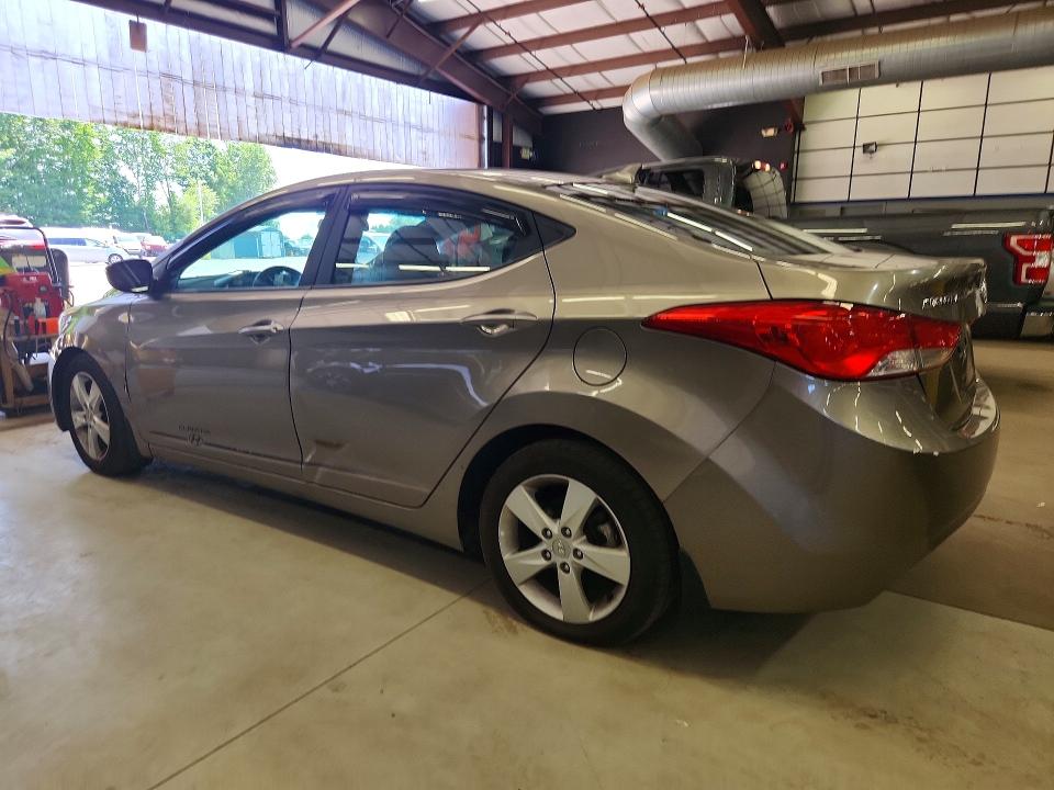2013 Hyundai Elantra მანქანა იყიდება აუქციონზე, vin: 5NPDH4AE3DH422154, აუქციონის ნომერი: 59840756