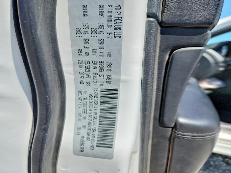 60688276 :رقم المزاد ، 1C4RJFCG8JC162667 vin ، 2018 Jeep Grand Cherokee مزاد بيع