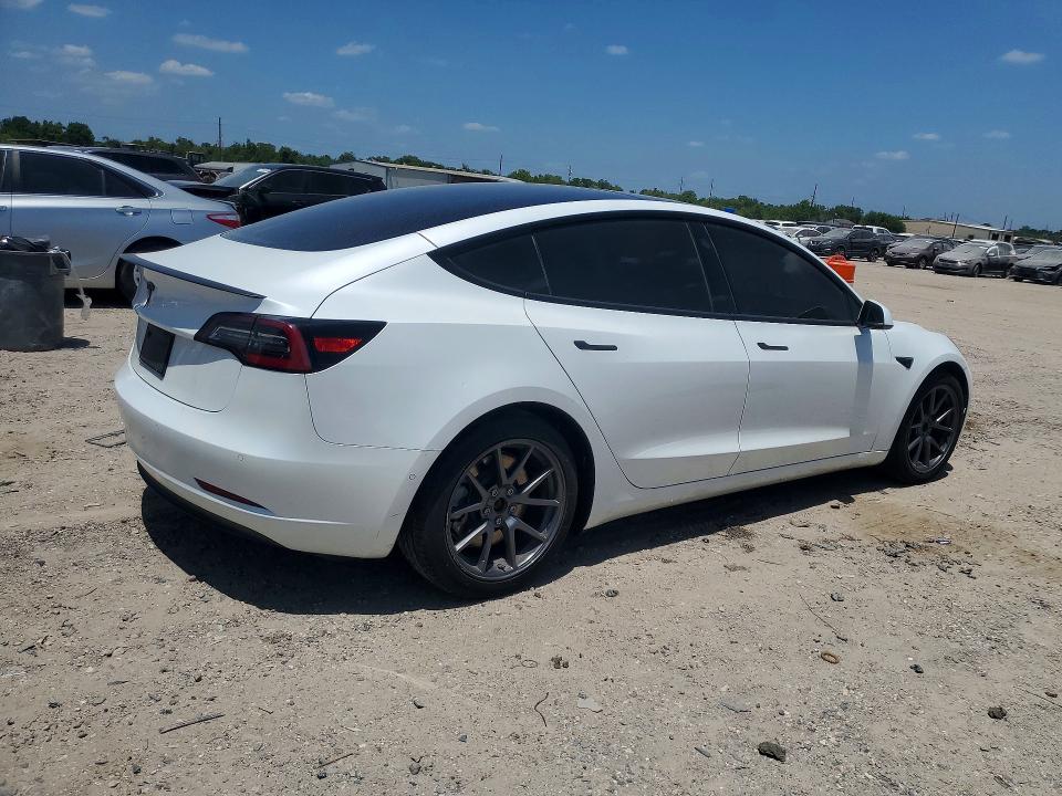 63306216 :رقم المزاد ، 5YJ3E1EA8MF921654 vin ، 2021 Tesla Model 3 مزاد بيع