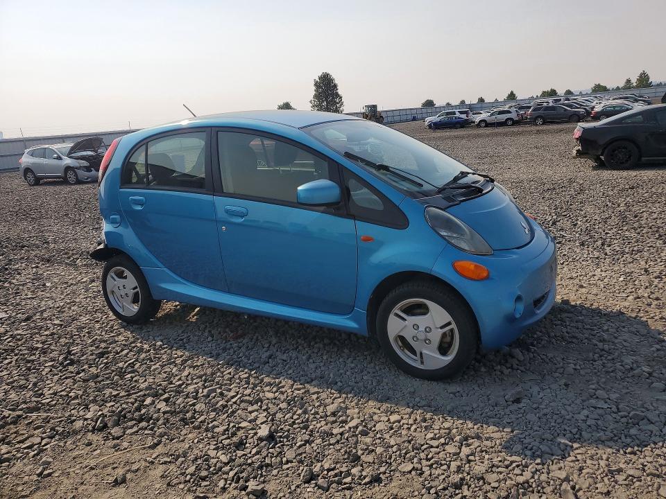 62434176 :رقم المزاد ، JA3215H48GU000260 vin ، 2016 Mitsubishi I Miev مزاد بيع