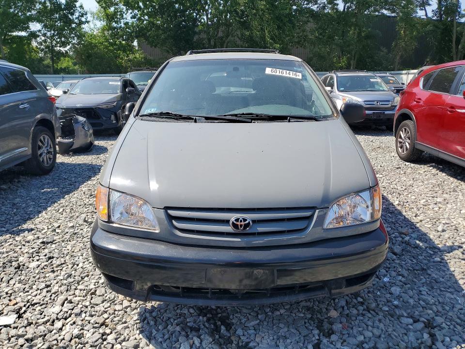 Продажа на аукционе авто 2002 Toyota Sienna, vin: 4T3ZF13C22U497715, номер лота: 60161416
