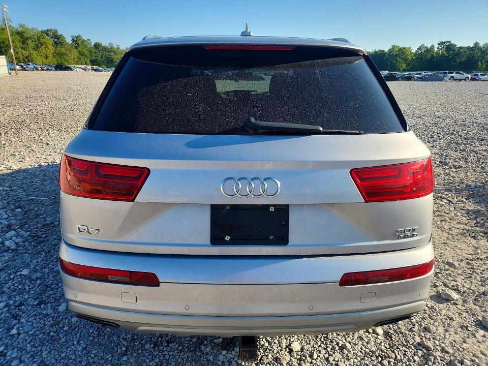 Продаж на аукціоні авто 2017 Audi Q7, vin: WA1LAAF78HD033458, номер лоту: 63332656