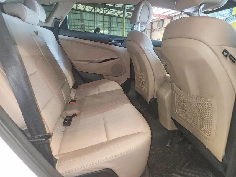 2017 Hyundai Tucson მანქანა იყიდება აუქციონზე, vin: KM8J23A44HU333058, აუქციონის ნომერი: 59701416
