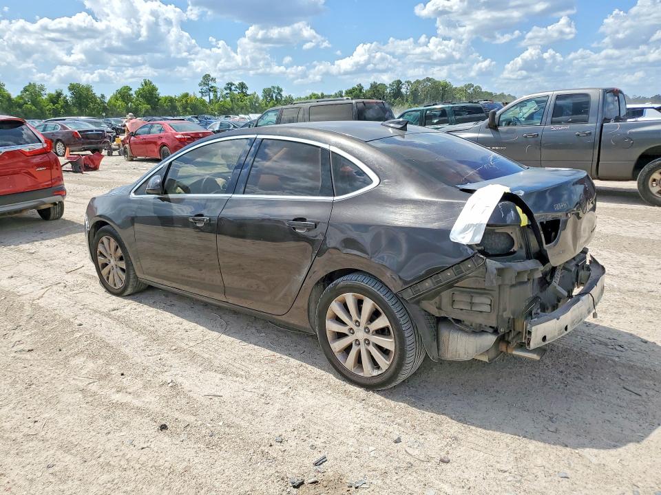 60302286 :رقم المزاد ، 1G4PP5SK6F4149158 vin ، 2015 Buick Verano مزاد بيع