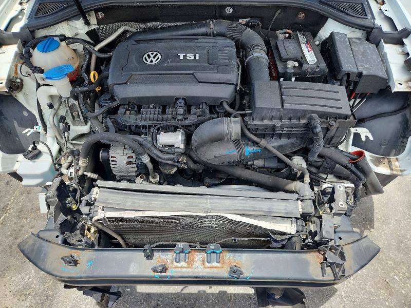 Продажа на аукционе авто 2017 Volkswagen Passat, vin: 1VWAT7A33HC002703, номер лота: 60312896