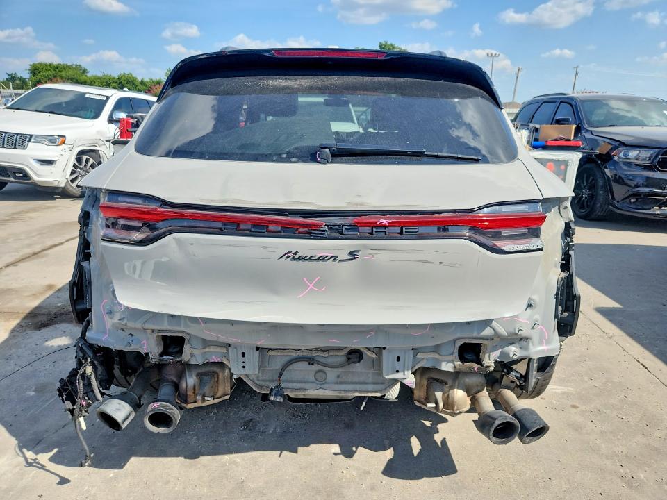 62271256 :رقم المزاد ، WP1AB2A59MLB36392 vin ، 2021 Porsche Macan مزاد بيع