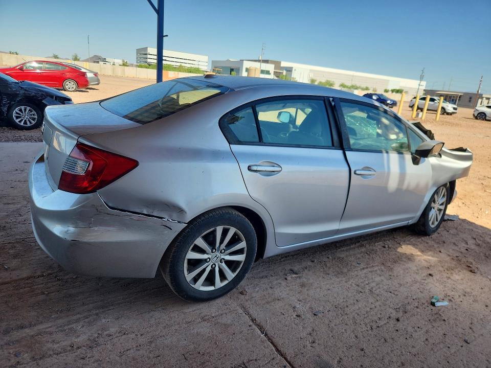 60092226 :رقم المزاد ، 19XFB2F90CE309243 vin ، 2012 Hond Civic مزاد بيع