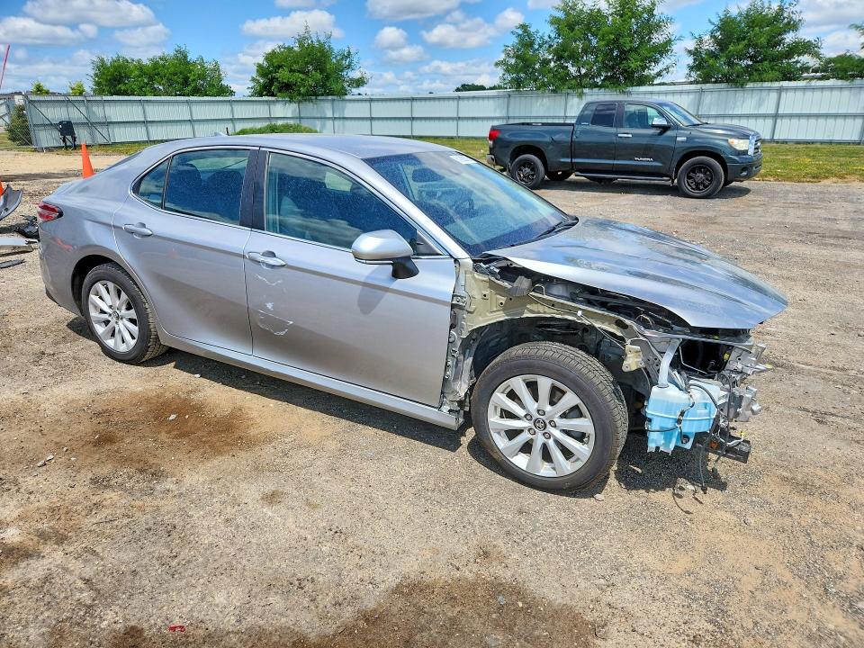 2019 Toyota Camry მანქანა იყიდება აუქციონზე, vin: 4T1B11HK4KU237244, აუქციონის ნომერი: 61929376
