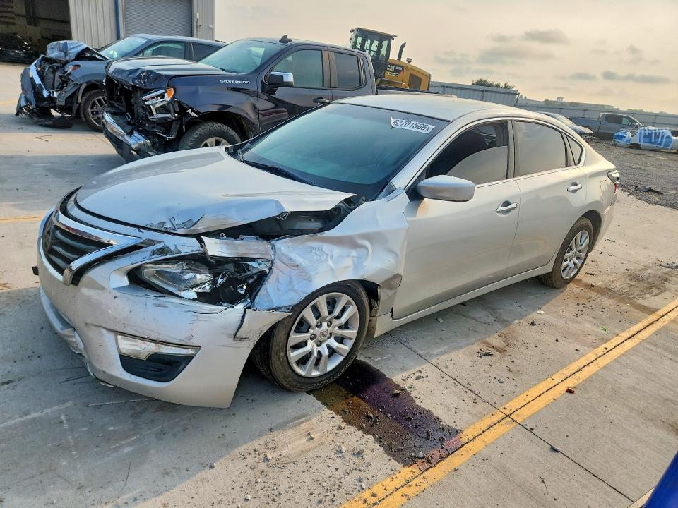 Продаж на аукціоні авто 2013 Nissan Altima, vin: 1N4AL3AP1DC213025, номер лоту: 62701566