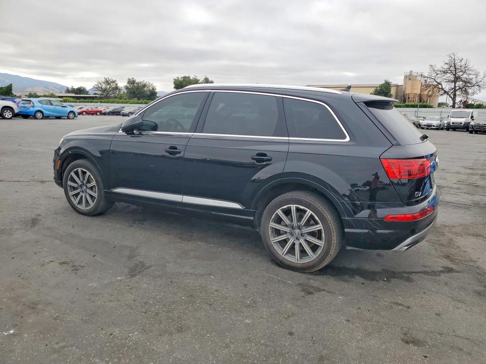 2018 Audi Q7 მანქანა იყიდება აუქციონზე, vin: WA1LAAF70JD005787, აუქციონის ნომერი: 59843316