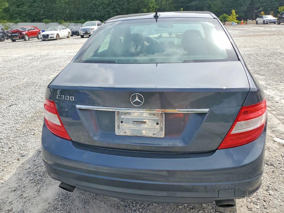 2010 Mercedes-benz C მანქანა იყიდება აუქციონზე, vin: WDDGF5EB1AF448806, აუქციონის ნომერი: 61746386