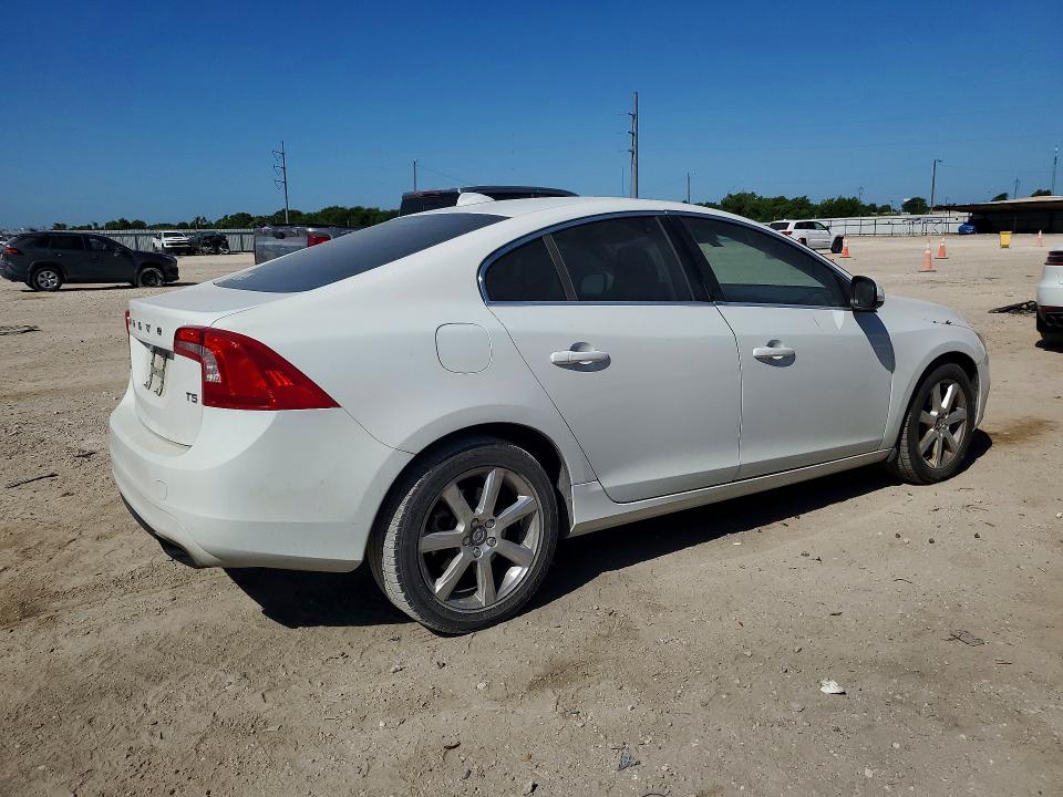 2016 Volvo S60 მანქანა იყიდება აუქციონზე, vin: YV126MFK9G2392265, აუქციონის ნომერი: 60156106