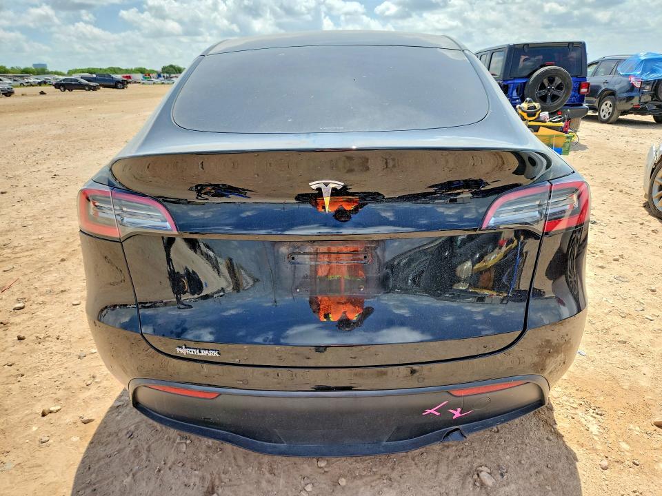 59704076 :رقم المزاد ، 5YJYGDED1MF103789 vin ، 2021 Tesla Model Y مزاد بيع
