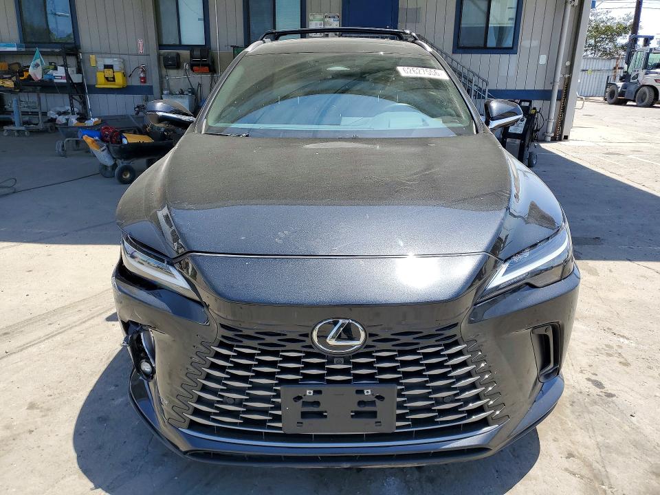 62627556 :رقم المزاد ، 2T2BAMBA4SC057809 vin ، 2025 Lexus Rx 350 مزاد بيع