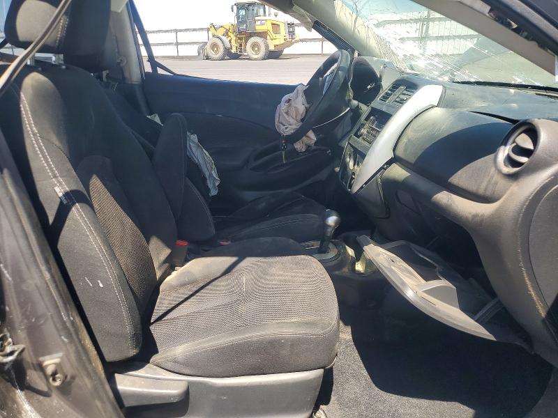 59393926 :رقم المزاد ، 3N1CN7AP4JL812931 vin ، 2018 Nissan Versa مزاد بيع