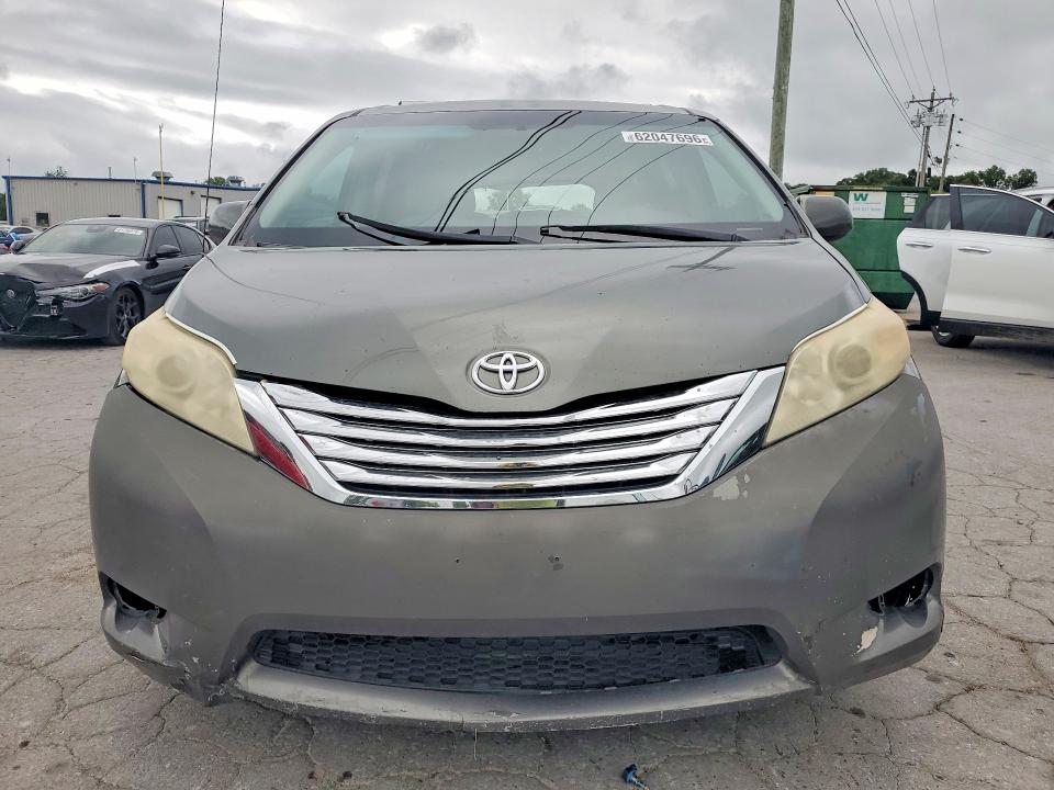 Продаж на аукціоні авто 2011 Toyota Sienna, vin: 5TDKK3DC3BS125180, номер лоту: 62047696