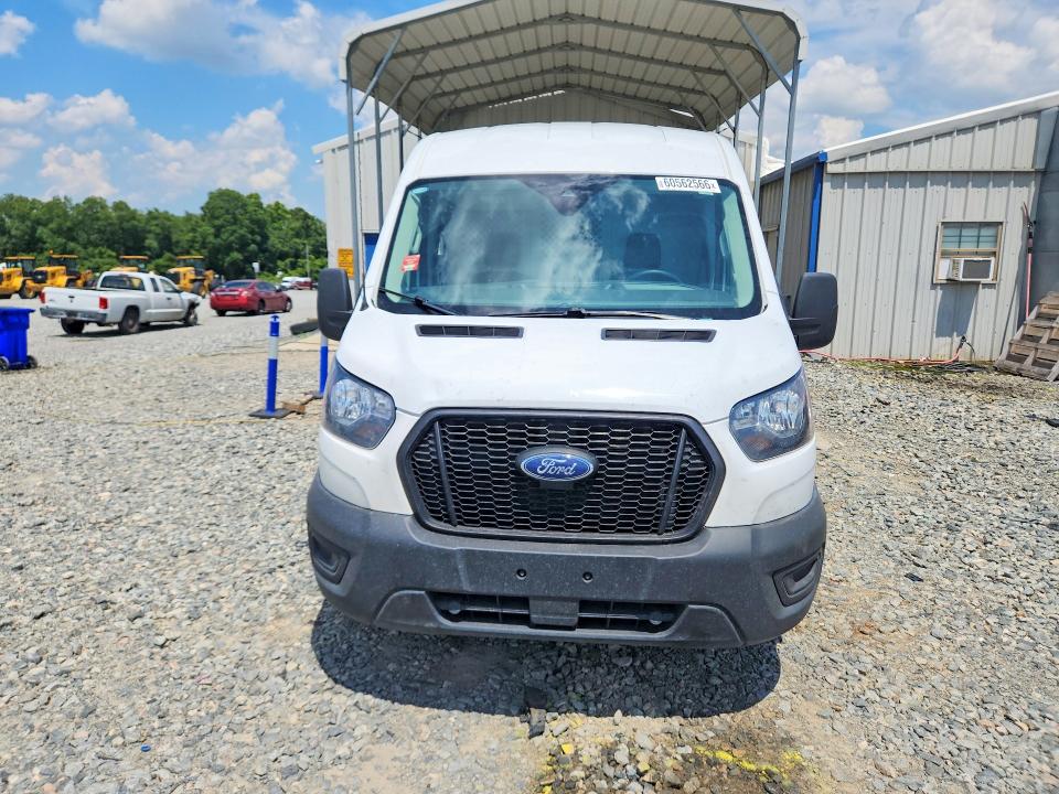 60562566 :رقم المزاد ، 1FTBR1C80PKB71089 vin ، 2023 Ford Trans 250 مزاد بيع