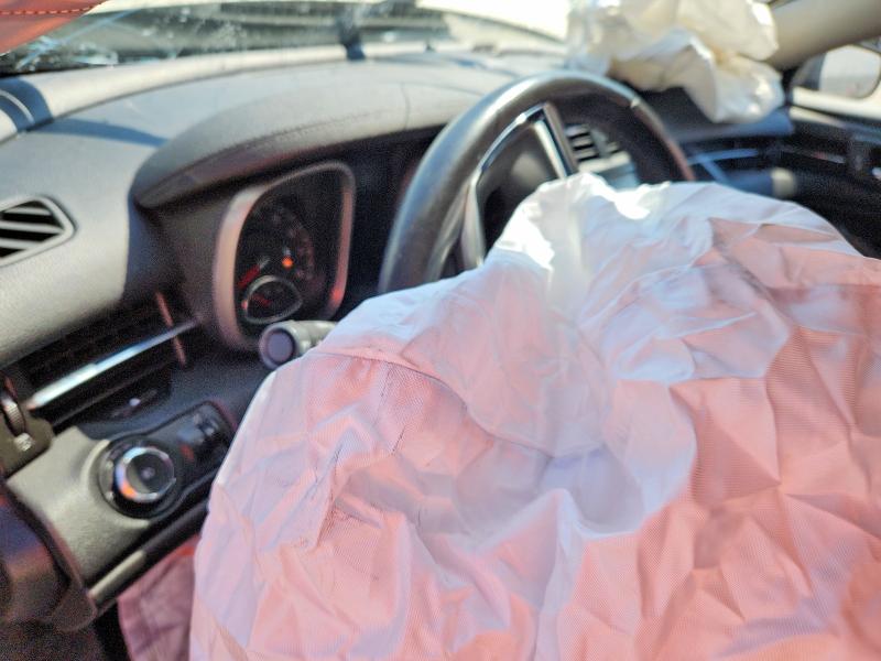 60961216 :رقم المزاد ، 1G11F5SLXFF144578 vin ، 2015 Chevrolet Malibu مزاد بيع