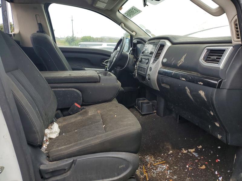 Продажа на аукционе авто 2017 Nissan Titan, vin: 1N6AA1R86HN560777, номер лота: 61968846